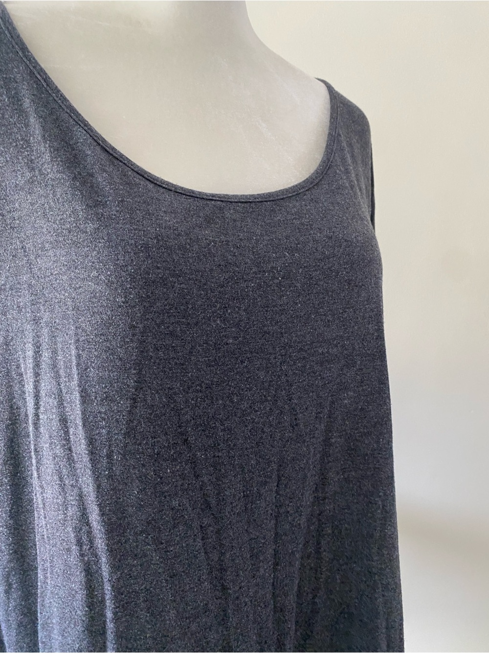 Gray Top - Picture 3 of 4